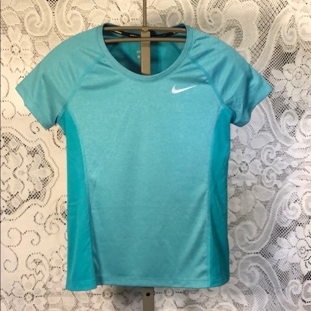 🍓 Nike Teal Dri-FIT Running Shirt